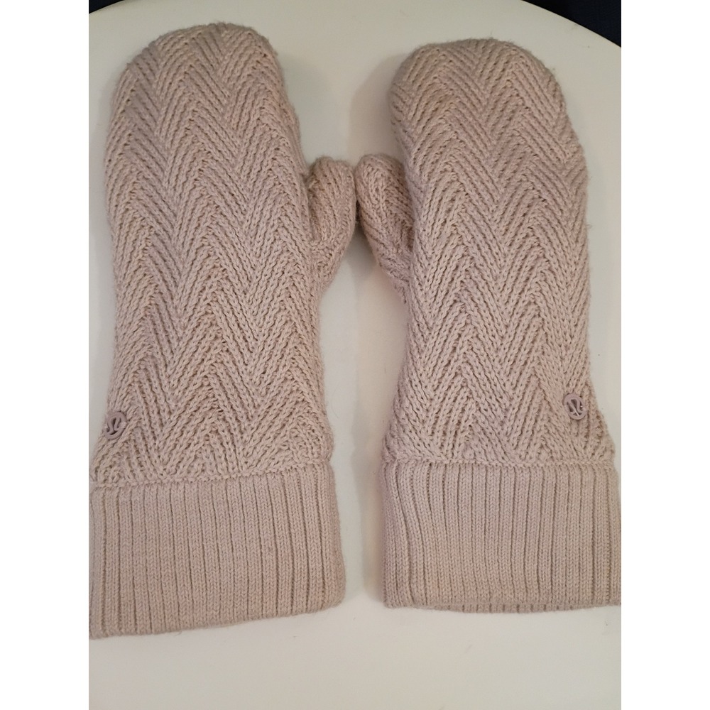 Lululemon Chevron Knit Convertible Mittens Merino Wool Blend Blush Pink OS